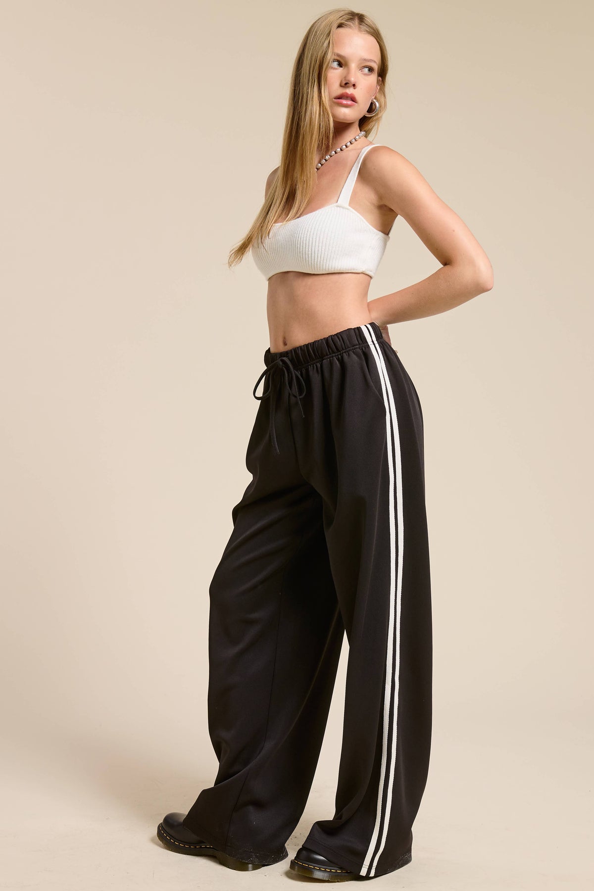 Jaclyn Sweats - Black