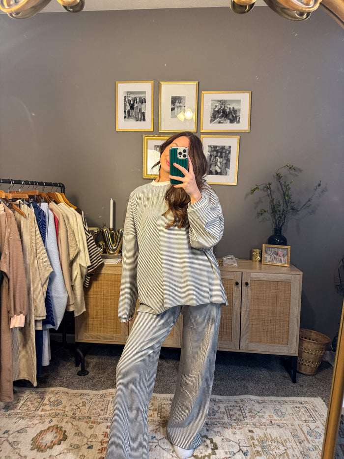 Sophie Crewneck - Charcoal