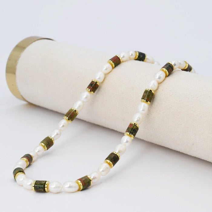 Simple Gem Pearl Necklace