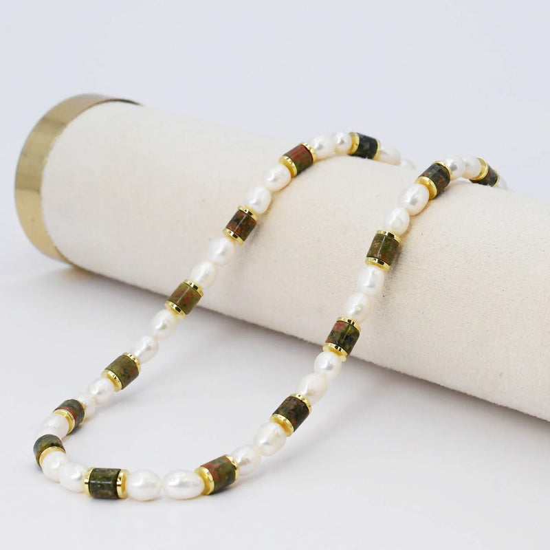 Simple Gem Pearl Necklace