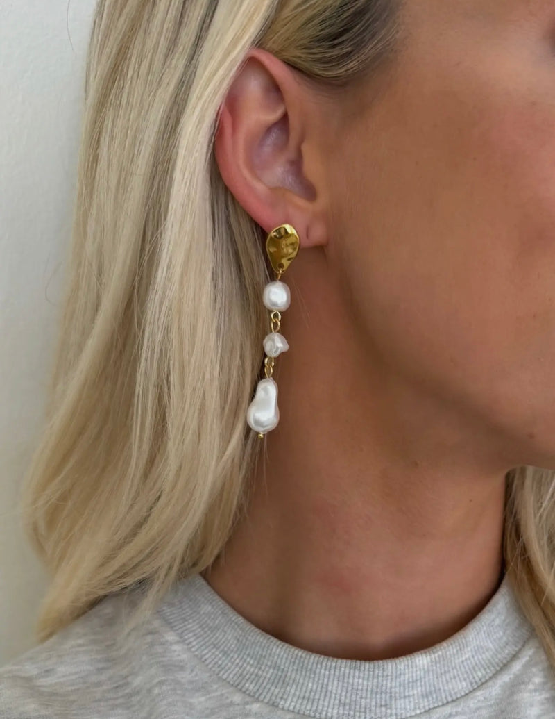 water resistant pearl earring